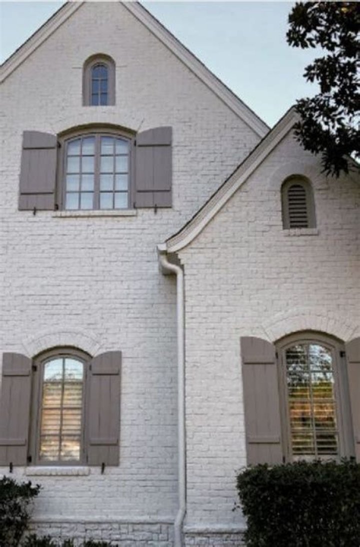 Brick and stucco house - How To Discuss