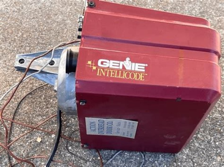 Genie intellicode garage door opener