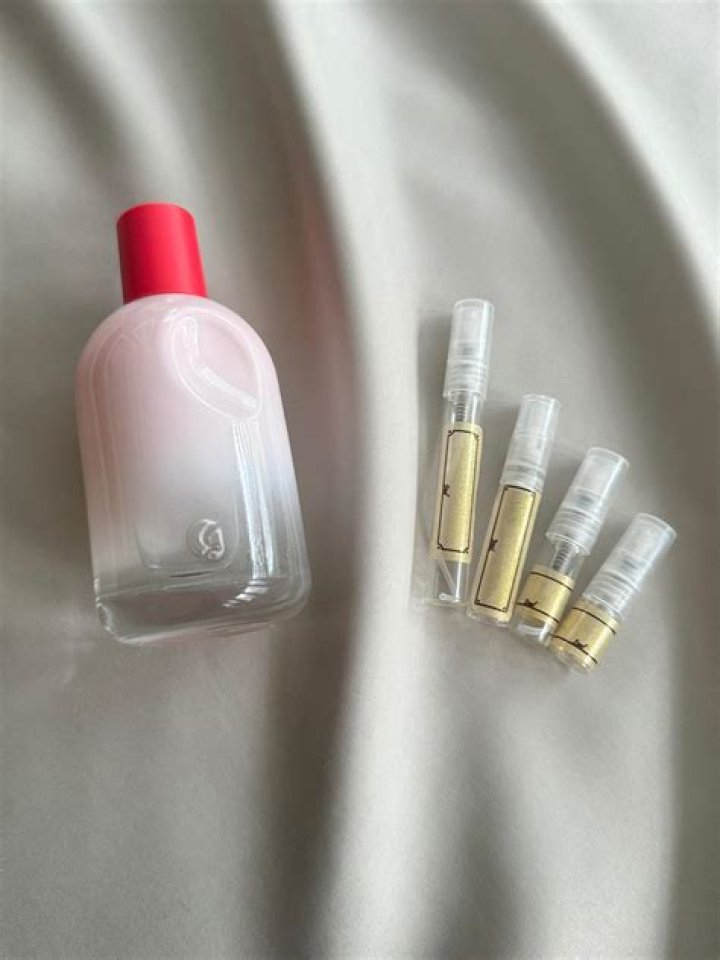 Glossier You Sample - How To Discuss