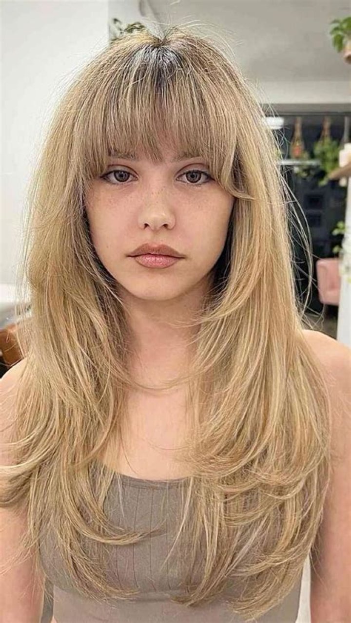 Haircuts for thin long hair