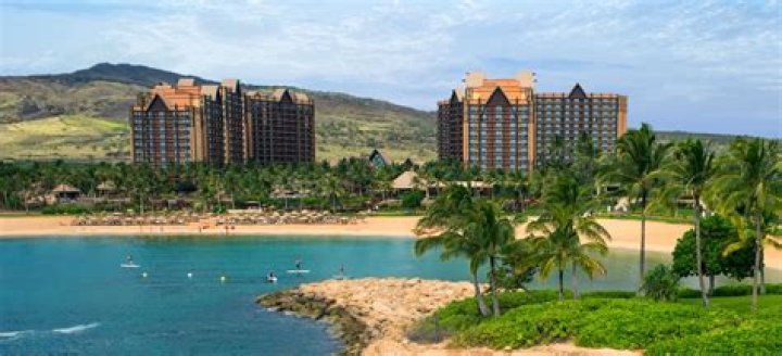What island is aulani on