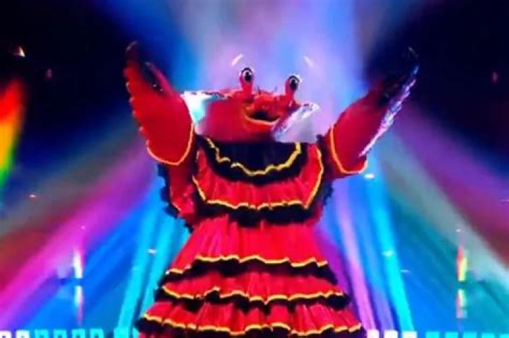 Who is the crab on masked singer